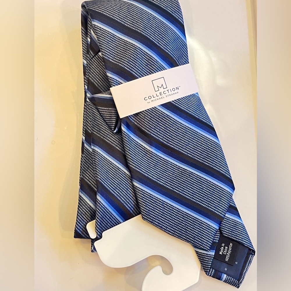 Michael Strahan Collection Aberdeen Blue Striped Tie NWT